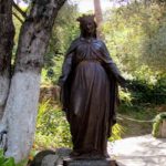Canalizacion en casa de la Madre Maria en Efeso