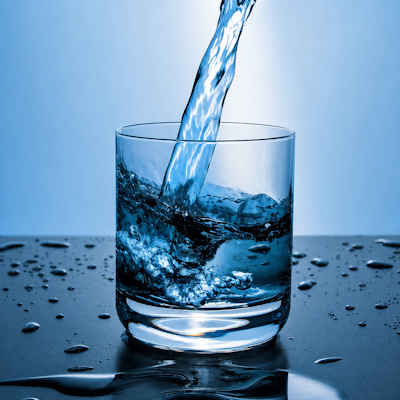 Psicotrónica: Técnica del vaso de agua ¡Pide ayuda a tu subconsciente!